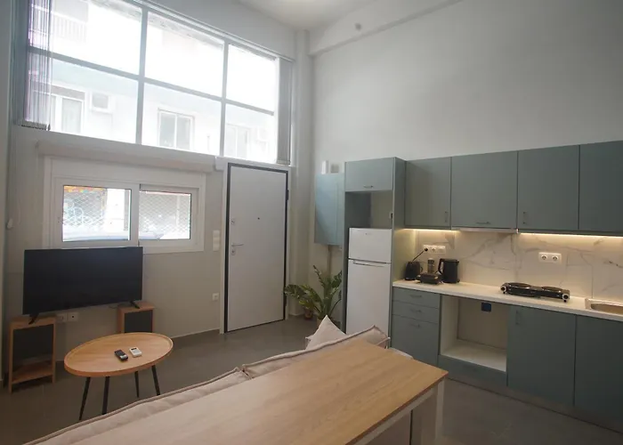 Cozy Apartment Downtown Athens III